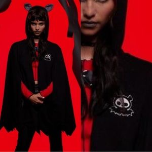 NWT Hot Topic Skelanimals Diego Girls Hooded Cape cardigan hoodie Halloween